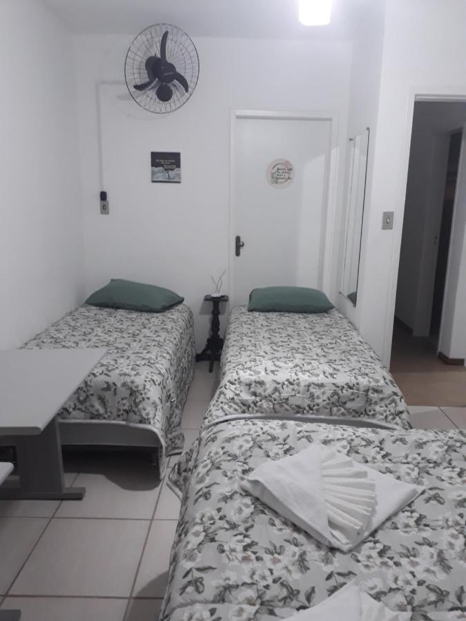 Apartamentos Por Diaria Av Domingos De Almeida Pelotas Exterior photo